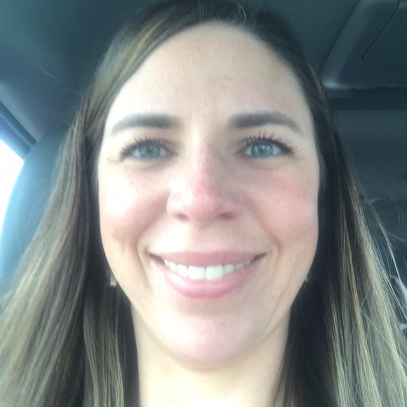 Meet your Posher, Jessica - Picture 1 of 1